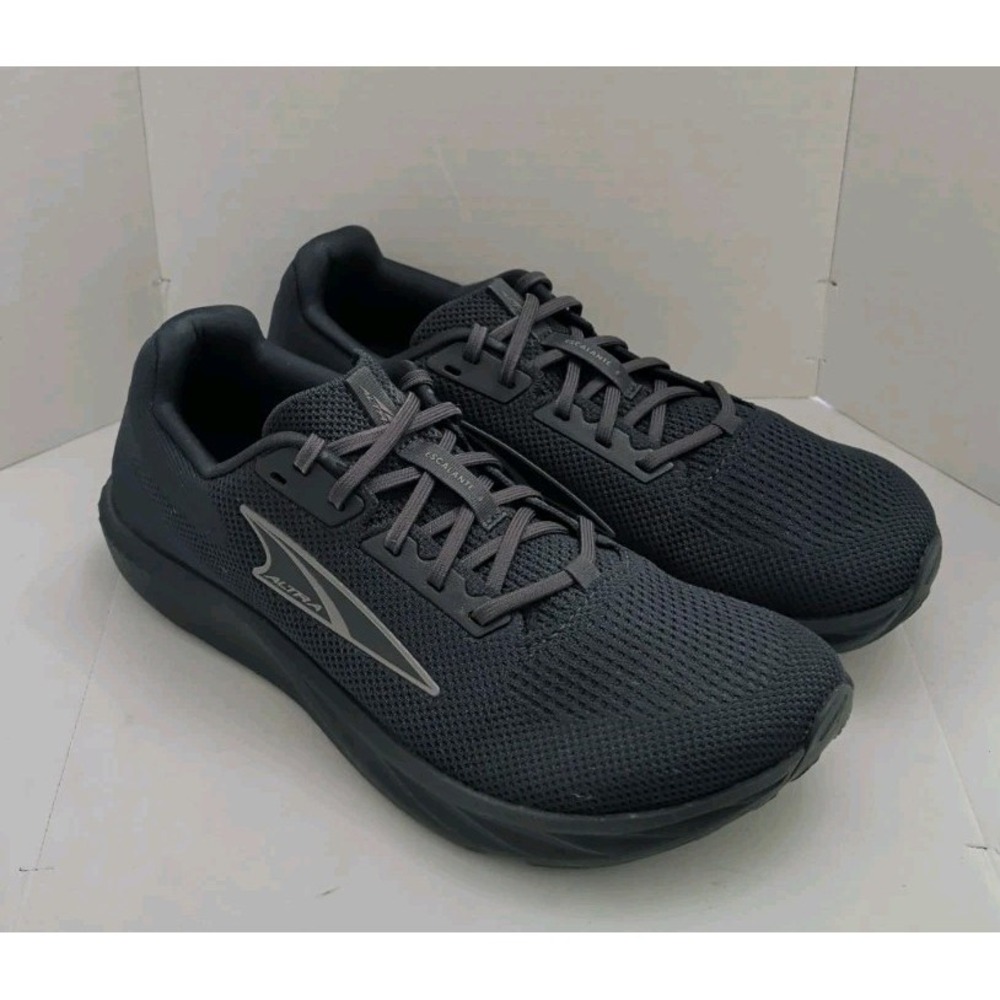 Altra Escalante 4 Men's Size 8 All Black Road Running Shoes Low Profile Stack